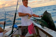 11 02 2018  Punta Mita, 8 hrs, Dorado 700 pxls MBText